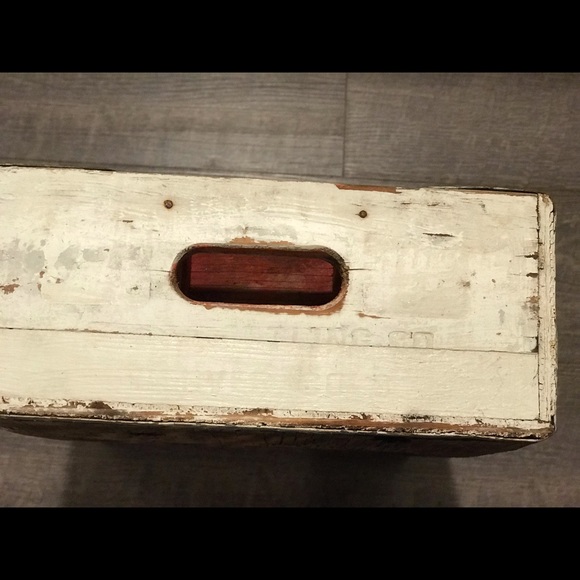 Vintage Seven Up Bottle Crate - Picture 5 of 6